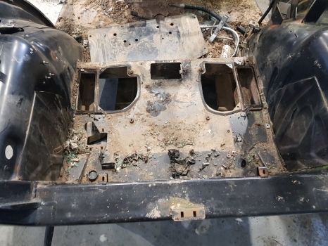 New Holland T5.95, 105, 115 Case Farmall 95u, 105u, 115u Cab Frame 47756580 - Kabiin - Traktor: pilt 5 New Holland T5.95, 105, 115 Case Farmall 95u, 105u, 115u Cab Frame 47756580 - Kabiin - Traktor: pilt 5