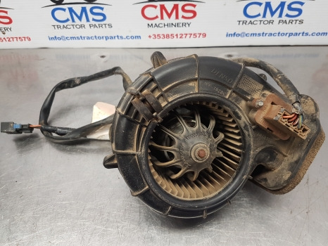New Holland T5.95, T4.75, T4.85, T4.95 Blower Motor Fan 84221391, 84582225 - Puhur: pilt 2 New Holland T5.95, T4.75, T4.85, T4.95 Blower Motor Fan 84221391, 84582225 - Puhur: pilt 2