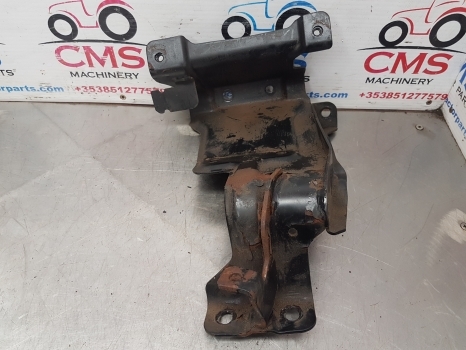 New Holland T5.95, T4.85, T4.75, Case Farmall 105a Engine Hood Support 84538400 - Kapotikaas - Traktor: pilt 5 New Holland T5.95, T4.85, T4.75, Case Farmall 105a Engine Hood Support 84538400 - Kapotikaas - Traktor: pilt 5