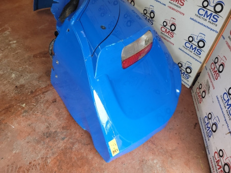 New Holland T5.95, T5.100, T5.110 Cab Rear Mudguard Fender Rhs 47455160, 47939350 - Poritiib: pilt 4 New Holland T5.95, T5.100, T5.110 Cab Rear Mudguard Fender Rhs 47455160, 47939350 - Poritiib: pilt 4