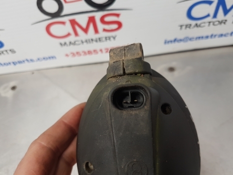 New Holland T5.95, T5, T4 Work Lamp Rhs 84279202 - Tuled/ Valgus - Traktor: pilt 3 New Holland T5.95, T5, T4 Work Lamp Rhs 84279202 - Tuled/ Valgus - Traktor: pilt 3