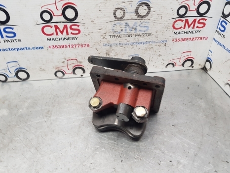 New Holland T5, T6, T6000, Tsa, Tm Series Tm120 Parking Brake Support 47127186 - Piduriosad - Traktor: pilt 2 New Holland T5, T6, T6000, Tsa, Tm Series Tm120 Parking Brake Support 47127186 - Piduriosad - Traktor: pilt 2