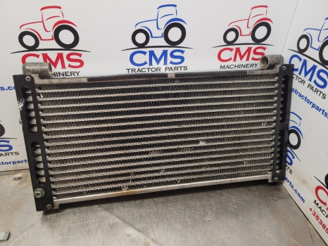 New Holland T6.160, T6.180 Case Maxxum 125, 155, 150 Oil Cooler 47645195 - Radiaator: pilt 2 New Holland T6.160, T6.180 Case Maxxum 125, 155, 150 Oil Cooler 47645195 - Radiaator: pilt 2