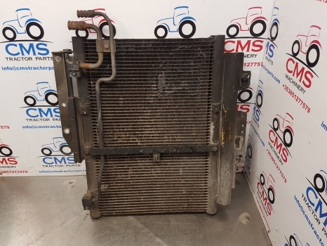 New Holland T6.180 Air Conditioning Condenser Radiator 84485540, 47981847 - Kondensaator - Traktor: pilt 1 New Holland T6.180 Air Conditioning Condenser Radiator 84485540, 47981847 - Kondensaator - Traktor: pilt 1