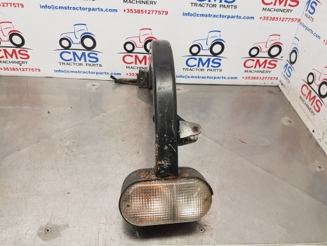New Holland T6.180, Case Maxxum 115 Front Indicator Light Support Rhs 47705340 - Tuled/ Valgus - Traktor: pilt 1 New Holland T6.180, Case Maxxum 115 Front Indicator Light Support Rhs 47705340 - Tuled/ Valgus - Traktor: pilt 1