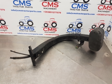 New Holland T6.180, Case Maxxum 115 Front Indicator Light Support Rhs 47705340 - Tuled/ Valgus - Traktor: pilt 4 New Holland T6.180, Case Maxxum 115 Front Indicator Light Support Rhs 47705340 - Tuled/ Valgus - Traktor: pilt 4