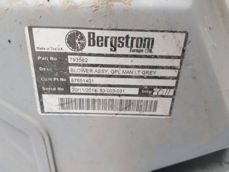 New Holland T6, T7, T6000 Series T7.200 Cab Fan Blower Unit 87651401, 87651402 - Salongiventilaator - Traktor: pilt 5 New Holland T6, T7, T6000 Series T7.200 Cab Fan Blower Unit 87651401, 87651402 - Salongiventilaator - Traktor: pilt 5