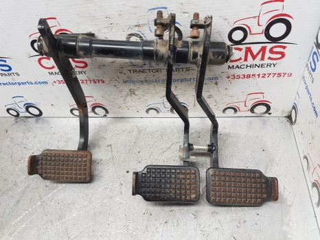 New Holland T6, T7, Tsa Brake, Clutch Pedal Kit 87547108, 87547109, 87566904 - Sidur ja varuosad - Põllutööseade: pilt 5 New Holland T6, T7, Tsa Brake, Clutch Pedal Kit 87547108, 87547109, 87566904 - Sidur ja varuosad - Põllutööseade: pilt 5