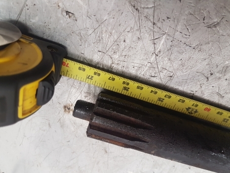New Holland T6000, T7, Case Puma T7.210 Pto Drive Shaft Rear 87372761 - Veovõll - Traktor: pilt 5 New Holland T6000, T7, Case Puma T7.210 Pto Drive Shaft Rear 87372761 - Veovõll - Traktor: pilt 5