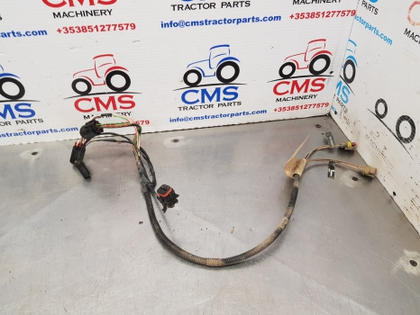 New Holland T6010, T6000, T7000, T7, Tail Light Wiring Loom 87313641 - Kaablid/ Juhtmestik: pilt 1 New Holland T6010, T6000, T7000, T7, Tail Light Wiring Loom 87313641 - Kaablid/ Juhtmestik: pilt 1