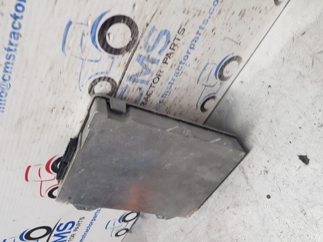 New Holland T7.170, T7.185, T7.200, T7.210 Xcm Unit Rk Ecu 47656754, 47656738 - Mootori juhtimisseade - Traktor: pilt 5 New Holland T7.170, T7.185, T7.200, T7.210 Xcm Unit Rk Ecu 47656754, 47656738 - Mootori juhtimisseade - Traktor: pilt 5