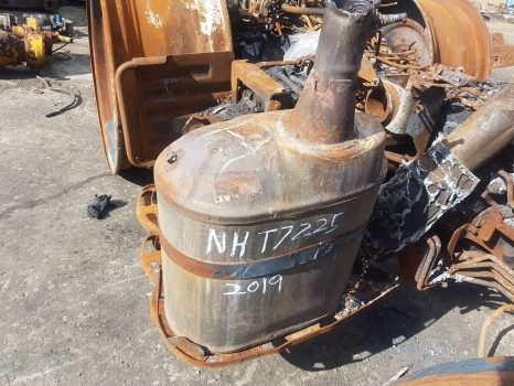 New Holland T7.225, T7.210 Exhaust Muffler 48145792 - Summuti - Traktor: pilt 1 New Holland T7.225, T7.210 Exhaust Muffler 48145792 - Summuti - Traktor: pilt 1