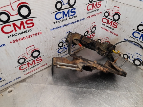 New Holland T7030 Case T6000, Puma Valves Bracket Support 84145741, 84145738 - Piduriosad - Põllutööseade: pilt 4 New Holland T7030 Case T6000, Puma Valves Bracket Support 84145741, 84145738 - Piduriosad - Põllutööseade: pilt 4