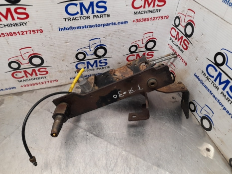 New Holland T7030 Case T6000, Puma Valves Bracket Support 84145741, 84145738 - Piduriosad - Põllutööseade: pilt 1 New Holland T7030 Case T6000, Puma Valves Bracket Support 84145741, 84145738 - Piduriosad - Põllutööseade: pilt 1
