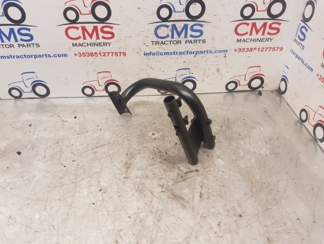 New Holland Td5, T4 Series Td5.105, Indicator Light Bracket Rhs 47670090 - Tuled/ Valgus - Traktor: pilt 3 New Holland Td5, T4 Series Td5.105, Indicator Light Bracket Rhs 47670090 - Tuled/ Valgus - Traktor: pilt 3