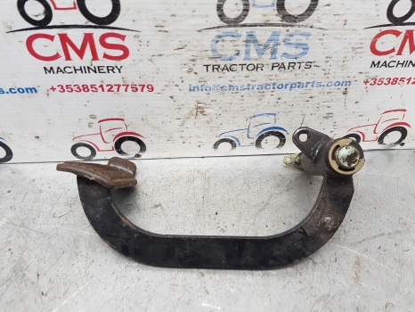 New Holland Tm, 60 Fiat M, Case Mxm Tm140 Clutch Pedal Assy 82000797, 82030041 - Sidur ja varuosad - Põllutööseade: pilt 4 New Holland Tm, 60 Fiat M, Case Mxm Tm140 Clutch Pedal Assy 82000797, 82030041 - Sidur ja varuosad - Põllutööseade: pilt 4