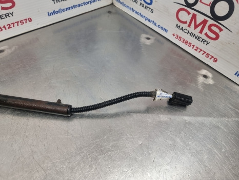 New Holland Tm, Tm135, Tm125, Transmission Control Lever 82013762, 82009457 - Elektrisüsteem: pilt 3 New Holland Tm, Tm135, Tm125, Transmission Control Lever 82013762, 82009457 - Elektrisüsteem: pilt 3