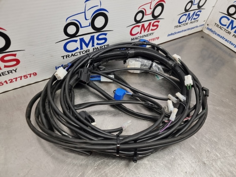 New Holland Tm120-tm155 Engine Wiring Loom, New 82021032 - Kaablid/ Juhtmestik: pilt 2 New Holland Tm120-tm155 Engine Wiring Loom, New 82021032 - Kaablid/ Juhtmestik: pilt 2