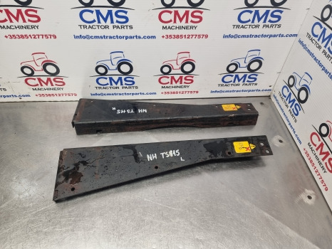New Holland Ts115, Ts Series, Radiator Side Support Pair 82012974, 82012976 - Radiaator: pilt 1 New Holland Ts115, Ts Series, Radiator Side Support Pair 82012974, 82012976 - Radiaator: pilt 1