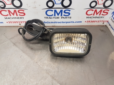 New Holland Ts115a Work Lamp Light 82031084, 84313308 - Tuled/ Valgus - Traktor: pilt 4 New Holland Ts115a Work Lamp Light 82031084, 84313308 - Tuled/ Valgus - Traktor: pilt 4