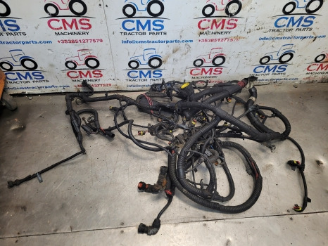 New Holland Tsa, Case Mxu Series Mxu100 16x16 Transmission Wiring Loom - Kaablid/ Juhtmestik: pilt 2 New Holland Tsa, Case Mxu Series Mxu100 16x16 Transmission Wiring Loom - Kaablid/ Juhtmestik: pilt 2