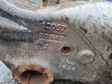 Renault Ares 836, 656 Rx/rz Front Axle Beam Housing 12057, 6000104413 - Esitelg: pilt 2 Renault Ares 836, 656 Rx/rz Front Axle Beam Housing 12057, 6000104413 - Esitelg: pilt 2