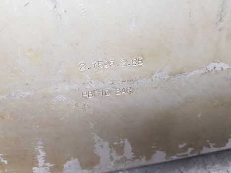 Same Explorer 70, 80, 90 Engine Oil Cooler 2.7595.2.85; 0.065.1540.3/20 - Õlijahuti - Traktor: pilt 3 Same Explorer 70, 80, 90 Engine Oil Cooler 2.7595.2.85; 0.065.1540.3/20 - Õlijahuti - Traktor: pilt 3