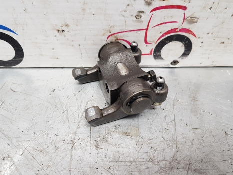 Same Explorer 70 Engine Rocker Support Assy 0.066.1432.3; 0.066.1430.0/10 - Mootor ja varuosad: pilt 1 Same Explorer 70 Engine Rocker Support Assy 0.066.1432.3; 0.066.1430.0/10 - Mootor ja varuosad: pilt 1