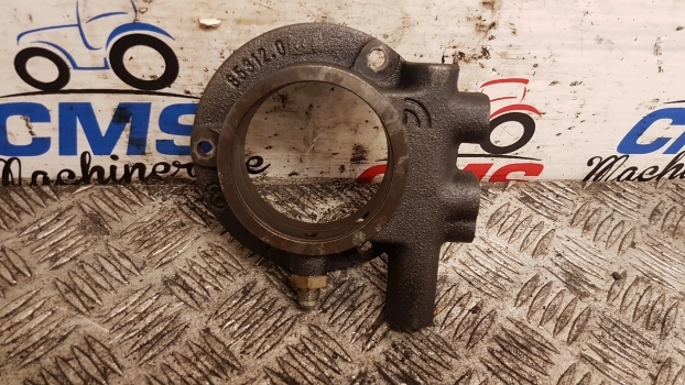Same Rubin 120, 150 Iron, Silver, Titan Transmission Oil Flange 0.008.5312.4 - Jõuülekanne - Traktor: pilt 1 Same Rubin 120, 150 Iron, Silver, Titan Transmission Oil Flange 0.008.5312.4 - Jõuülekanne - Traktor: pilt 1