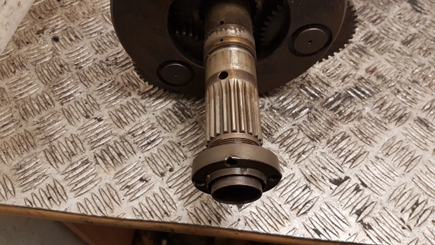 Same Rubin 120 Transmission Planetary Unit, Shaft 0.011.8732.0, 0.008.5262.0/60 - Jõuülekanne - Traktor: pilt 4 Same Rubin 120 Transmission Planetary Unit, Shaft 0.011.8732.0, 0.008.5262.0/60 - Jõuülekanne - Traktor: pilt 4