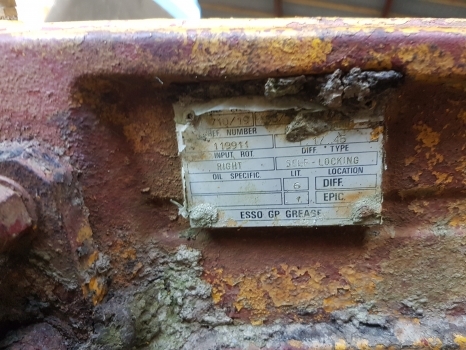 Sanderson Telehandler Front Axle Beam Carraro 710/19 117842, 18381 - Esitelg - Teleskooplaadur: pilt 3 Sanderson Telehandler Front Axle Beam Carraro 710/19 117842, 18381 - Esitelg - Teleskooplaadur: pilt 3