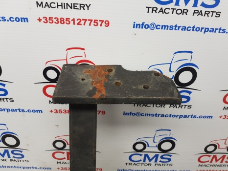 T5000, Tl, Tla, Case Jxu Series, Foot Step Assy Rhs 5184803, 82007963, 82007964 - Asteraud - Põllutööseade: pilt 3 T5000, Tl, Tla, Case Jxu Series, Foot Step Assy Rhs 5184803, 82007963, 82007964 - Asteraud - Põllutööseade: pilt 3