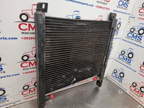 Valtra 6400, 6000, 8000, Xl Series, Oil Cooler V34224200, 34224200 - Radiaator: pilt 2 Valtra 6400, 6000, 8000, Xl Series, Oil Cooler V34224200, 34224200 - Radiaator: pilt 2