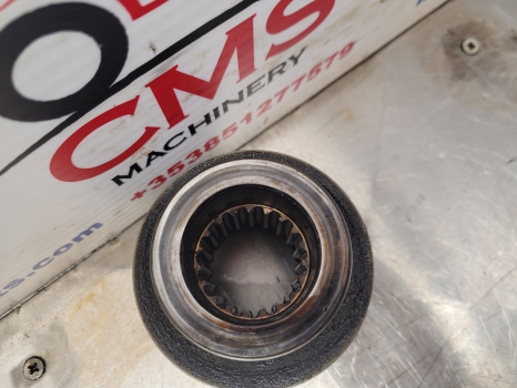 Valtra 6400 Front Axle Bevel Gear Input Flange V31794300, 730/100 - Esitelg: pilt 5 Valtra 6400 Front Axle Bevel Gear Input Flange V31794300, 730/100 - Esitelg: pilt 5