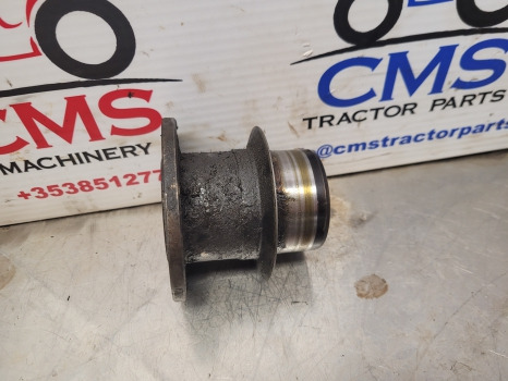 Valtra 6400 Front Axle Bevel Gear Input Flange V31794300, 730/100 - Esitelg: pilt 3 Valtra 6400 Front Axle Bevel Gear Input Flange V31794300, 730/100 - Esitelg: pilt 3