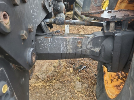 Valtra S280 Front axle housing lhs As2075, 4475409046, 4475.309.146, V35028300 - Esitelg: pilt 3 Valtra S280 Front axle housing lhs As2075, 4475409046, 4475.309.146, V35028300 - Esitelg: pilt 3