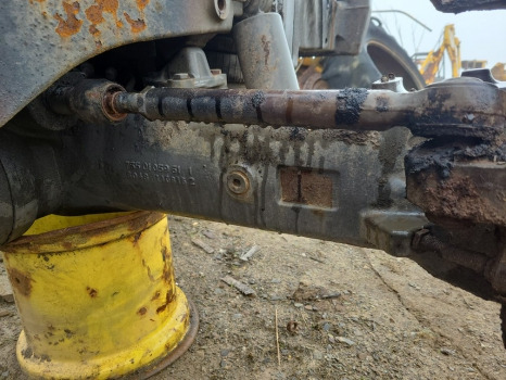 Valtra T174ea Front axle housing rhs 755.01.059.61 - Esitelg - Põllutööseade: pilt 2 Valtra T174ea Front axle housing rhs 755.01.059.61 - Esitelg - Põllutööseade: pilt 2