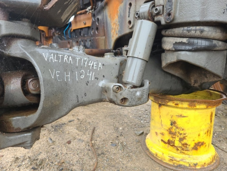 Valtra T174ea Front axle housing rhs 755.01.059.61 - Esitelg - Põllutööseade: pilt 1 Valtra T174ea Front axle housing rhs 755.01.059.61 - Esitelg - Põllutööseade: pilt 1
