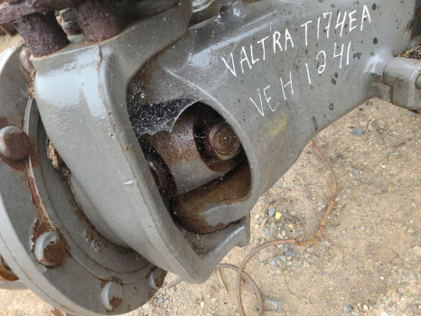 Valtra T174ea Front axle hub rhs complete - Esitelg - Põllutööseade: pilt 3 Valtra T174ea Front axle hub rhs complete - Esitelg - Põllutööseade: pilt 3