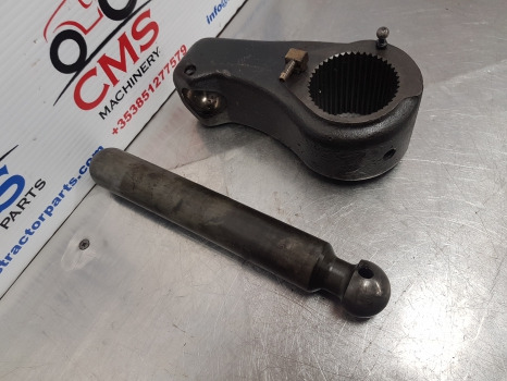 Case 5120, 5140, 5130 Hitch Cylinder Rod And Arm A186549 - Varuosa - Traktor: pilt 4 Case 5120, 5140, 5130 Hitch Cylinder Rod And Arm A186549 - Varuosa - Traktor: pilt 4