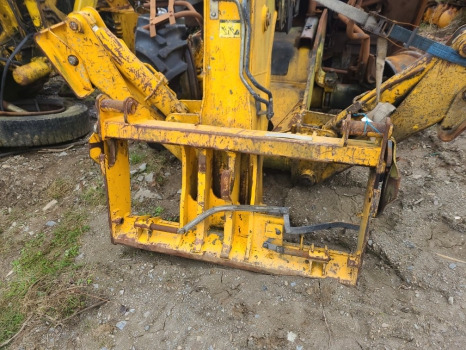 Jcb 533-105, 535-95 Headstock Quick Hitch Plate 160/13269 - Varuosa - Materjali käitlemise seade: pilt 1 Jcb 533-105, 535-95 Headstock Quick Hitch Plate 160/13269 - Varuosa - Materjali käitlemise seade: pilt 1