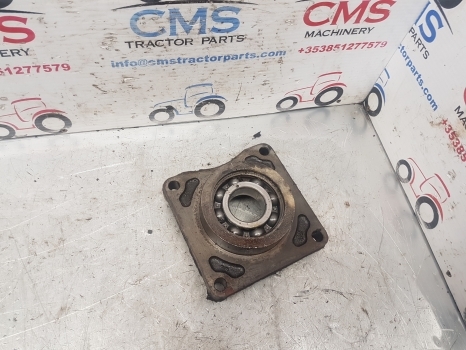 Lamborghini 1106 Same Laser Pto Plate Cover Bearing Housing 0.170.3651.0/10 - Varuosa - Traktor: pilt 3 Lamborghini 1106 Same Laser Pto Plate Cover Bearing Housing 0.170.3651.0/10 - Varuosa - Traktor: pilt 3