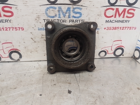 Lamborghini 1106 Same Laser Pto Plate Cover Bearing Housing 0.170.3651.0/10 - Varuosa - Traktor: pilt 1 Lamborghini 1106 Same Laser Pto Plate Cover Bearing Housing 0.170.3651.0/10 - Varuosa - Traktor: pilt 1