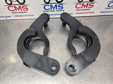 Landini 5-110h, 5-100h, 5-115h Hitch Hanger Arm Pair 3652123m91 - Varuosa - Traktor: pilt 4 Landini 5-110h, 5-100h, 5-115h Hitch Hanger Arm Pair 3652123m91 - Varuosa - Traktor: pilt 4