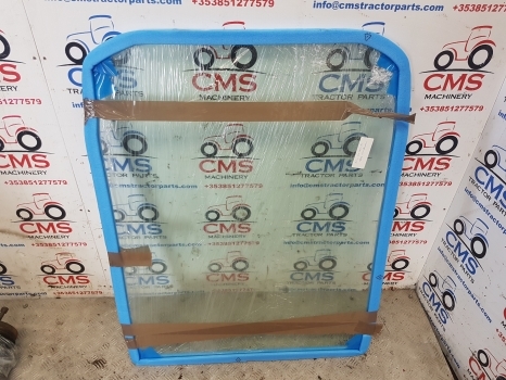 Volvo Ec140b, Ec180b, Ec210b, Ec240b, Ec290b, Ec360b Front Upper Glass 14551131 - Aken ja varuosad - Ekskavaator: pilt 1 Volvo Ec140b, Ec180b, Ec210b, Ec240b, Ec290b, Ec360b Front Upper Glass 14551131 - Aken ja varuosad - Ekskavaator: pilt 1