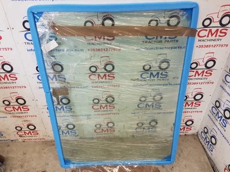 Volvo Ec380e, Ec480e,ec750e,ec950e, Ew140e, Ew205efront Upper Glass 15108848 - Aken ja varuosad - Ekskavaator: pilt 1 Volvo Ec380e, Ec480e,ec750e,ec950e, Ew140e, Ew205efront Upper Glass 15108848 - Aken ja varuosad - Ekskavaator: pilt 1