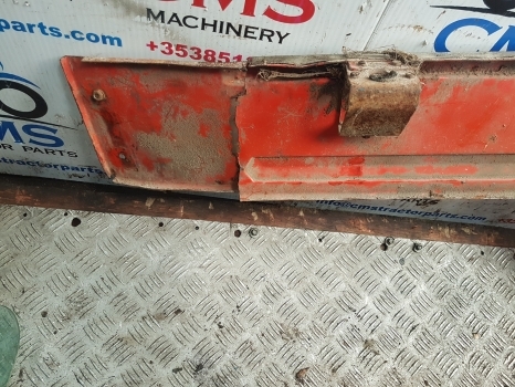 Zetor 5718 Engine Side Panel Assy 000000 - Pealisehitus ja välispind - Traktor: pilt 3 Zetor 5718 Engine Side Panel Assy 000000 - Pealisehitus ja välispind - Traktor: pilt 3