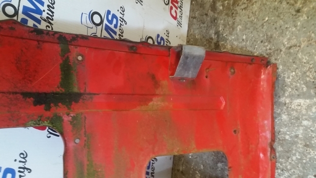 Zetor 6911 Engine Side Panel Left - Pealisehitus ja välispind - Traktor: pilt 4 Zetor 6911 Engine Side Panel Left - Pealisehitus ja välispind - Traktor: pilt 4