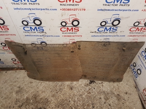 Zetor 8111, 8145, 9111, 9145, 10111 Side Grille Panel 83305020, 83305010 - Võre - Traktor: pilt 4 Zetor 8111, 8145, 9111, 9145, 10111 Side Grille Panel 83305020, 83305010 - Võre - Traktor: pilt 4