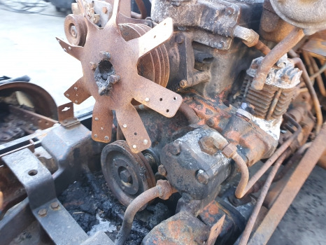 Zetor Proxima 8441 Front, Rear Axle, Engine, Transmission, Hydraulic, Lift Parts - Mootor ja varuosad: pilt 2 Zetor Proxima 8441 Front, Rear Axle, Engine, Transmission, Hydraulic, Lift Parts - Mootor ja varuosad: pilt 2